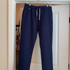 Women’s FIGS- Castelar pant, size medium